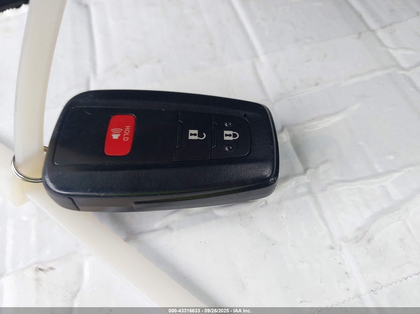 2022 TOYOTA COROLLA SE - JTND4MBEXN3172740