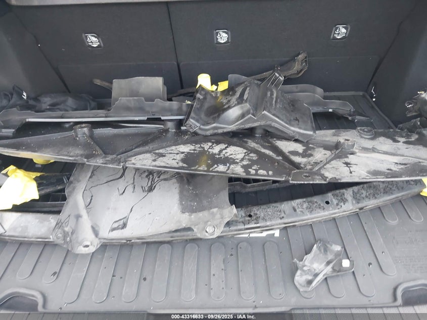 2022 TOYOTA COROLLA SE - JTND4MBEXN3172740