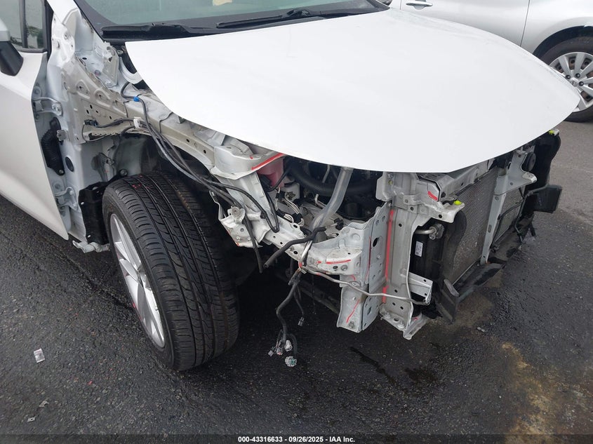 2022 TOYOTA COROLLA SE - JTND4MBEXN3172740