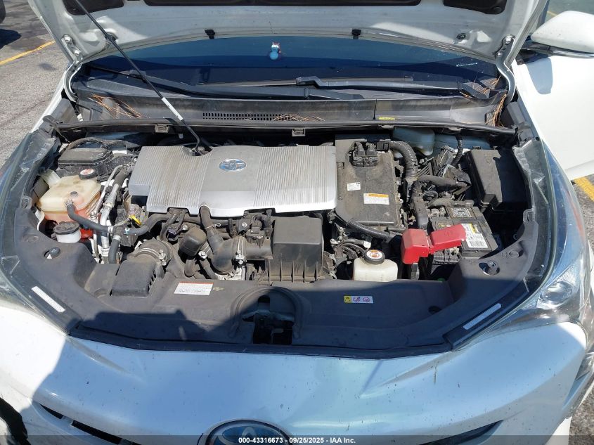 2018 Toyota Prius Two VIN: JTDKBRFU3J3590860 Lot: 43316673