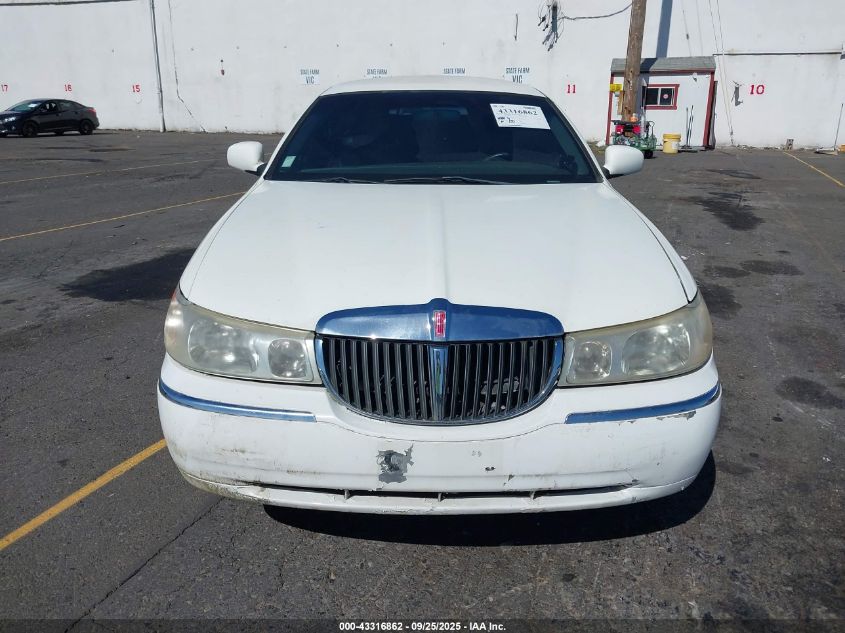 1999 Lincoln Town Car Executive VIN: 1LNHM81W7XY629402 Lot: 43316862