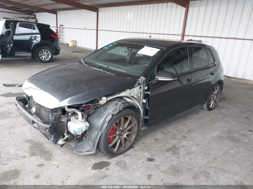 2015 VOLKSWAGEN GOLF GTI 2.0T SE W/PERFORMANCE PACKAGE 4-DOOR - 3VW447AU4FM103196
