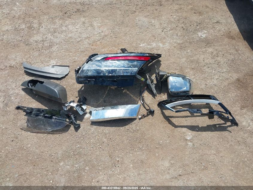 2019 Jeep Grand Cherokee Limited 4X2 VIN: 1C4RJEBG8KC656881 Lot: 43316942