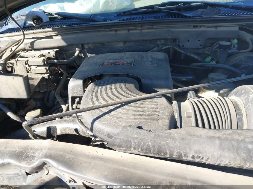 1998 Ford Expedition Eddie Bauer/Xlt VIN: 1FMPU18LXWLB22648 Lot: 43316981