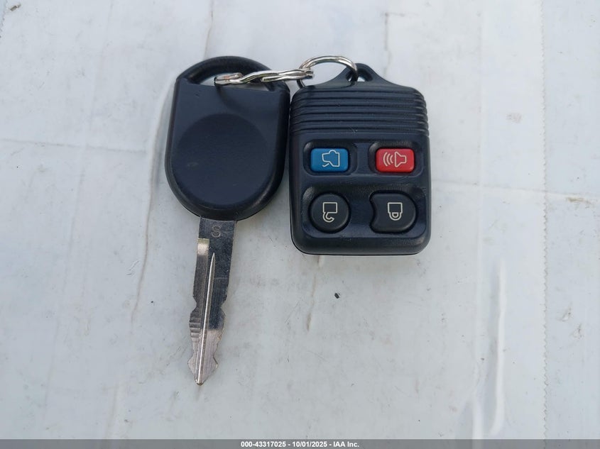 2007 Ford Explorer Limited VIN: 1FMEU75E17UA35524 Lot: 43317025