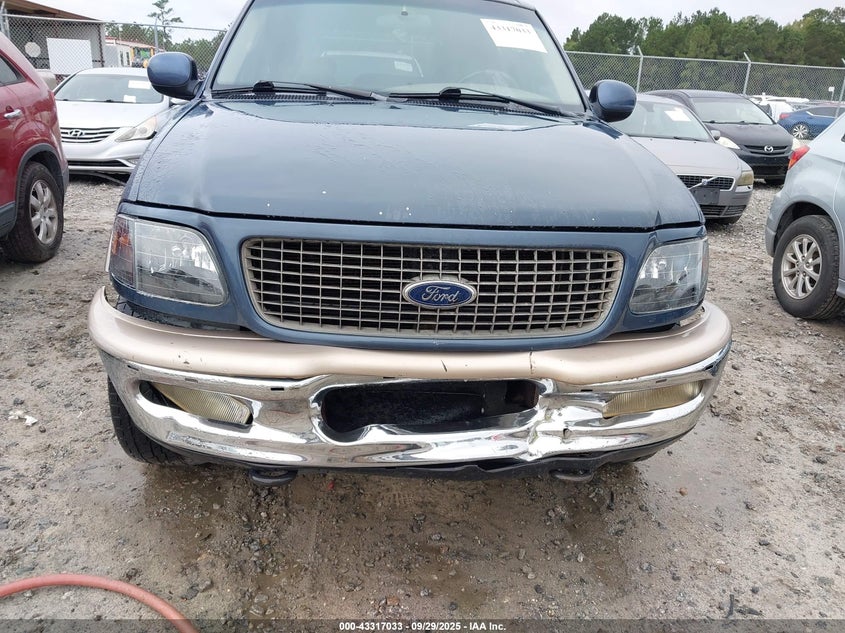 2000 Ford Expedition Eddie Bauer VIN: 1FMPU18L5YLA01173 Lot: 43317033