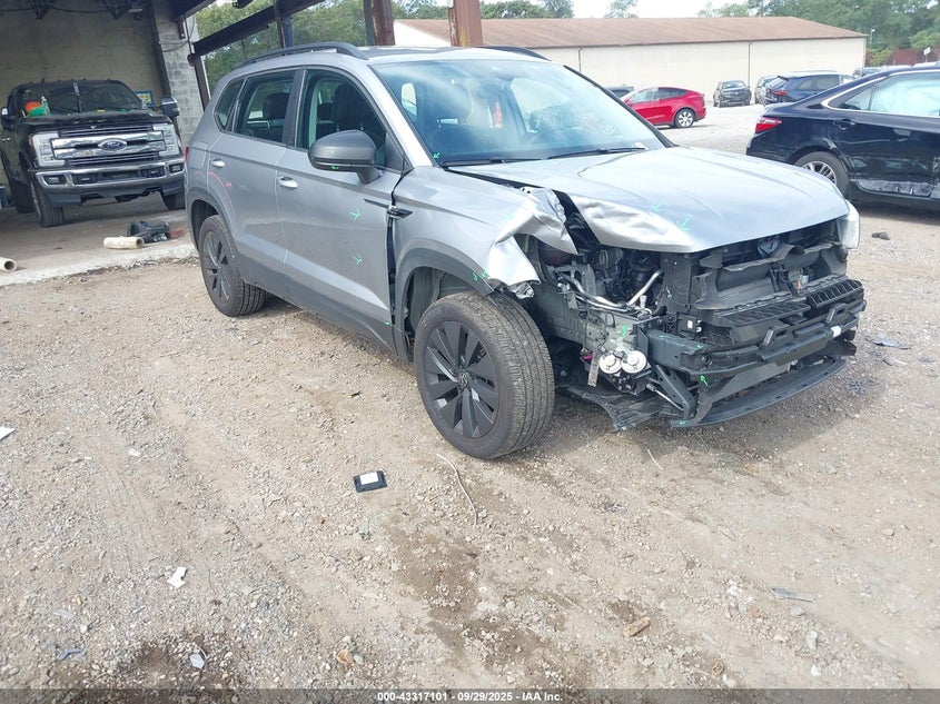 VOLKSWAGEN TAOS 1.5T S