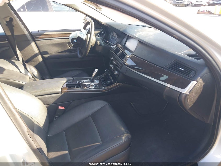 WBAXH5C53DDW15228 2013 BMW 5ER photo no. 5