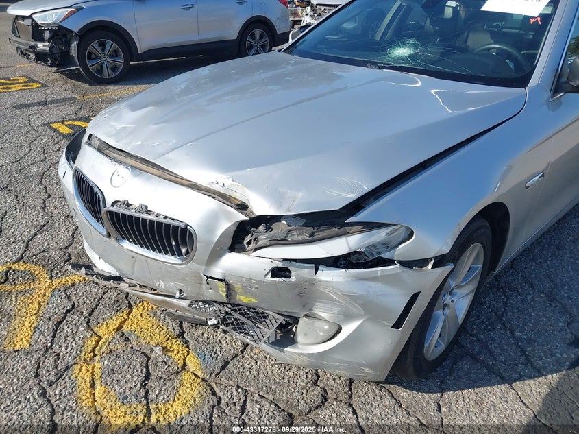 WBAXH5C53DDW15228 2013 BMW 5ER photo no. 6