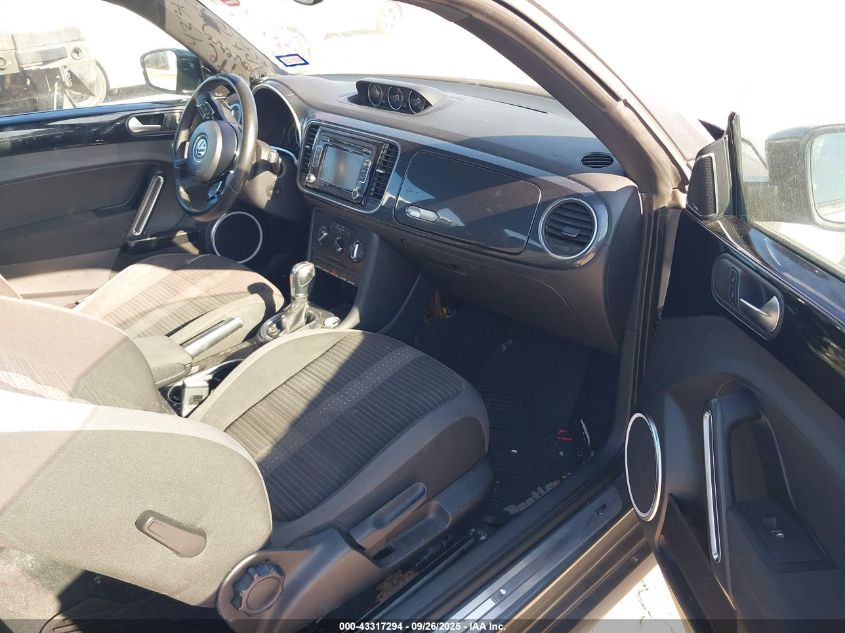 2014 Volkswagen Beetle 2.0T R-Line VIN: 3VWVT7AT6EM660804 Lot: 43317294