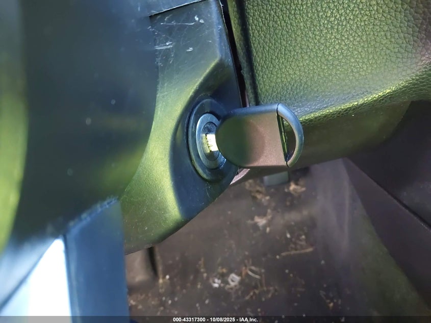 2014 Ford Mustang V6 VIN: 1ZVBP8AM0E5281440 Lot: 43317300