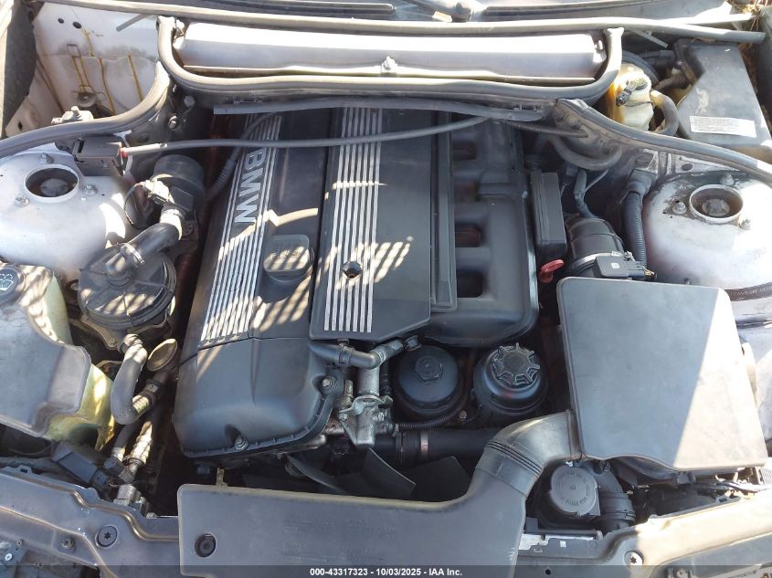 2005 BMW 330I VIN: WBAEV53495KM41301 Lot: 43317323