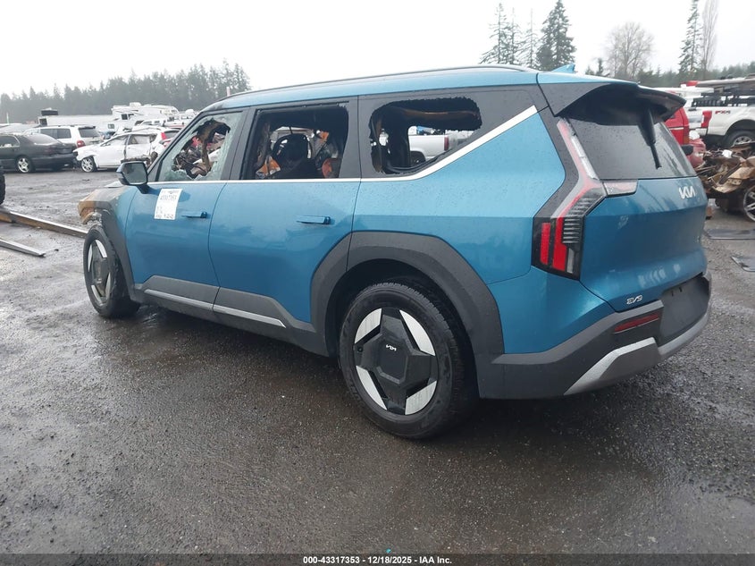 Vin: kndaffs50r6034464, lot: 43812018, kia ev9 wind 20243
