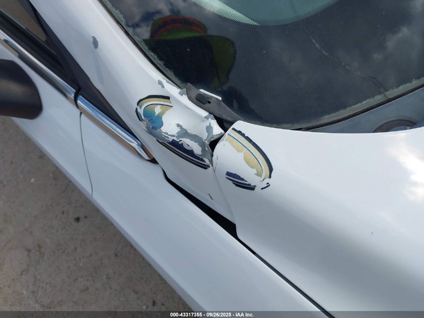 2013 Ford Fusion S VIN: 3FA6P0G70DR328359 Lot: 43317355