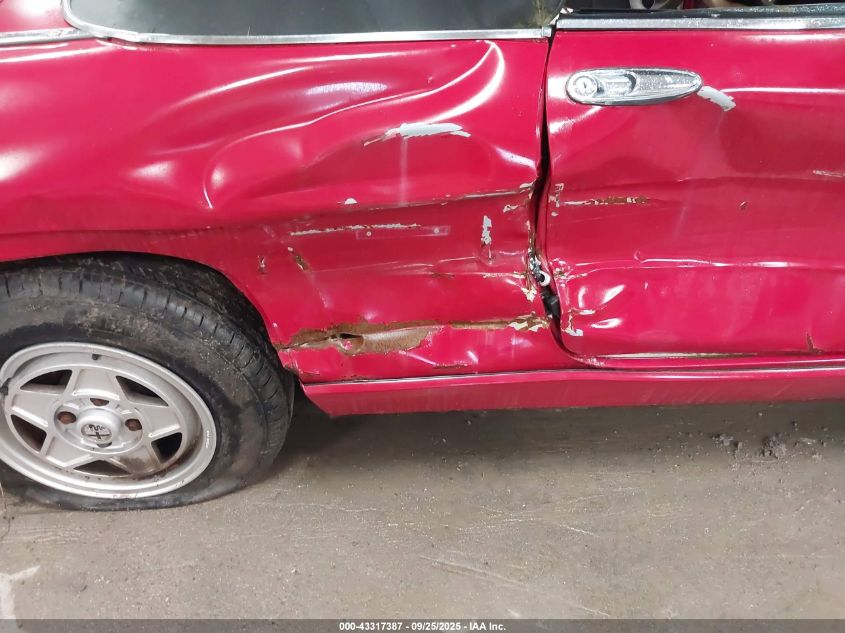 1991 Alfa Romeo Spider VIN: ZARBB32G4M6007217 Lot: 43317387