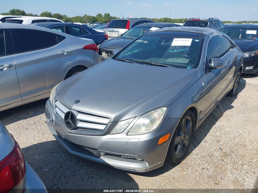 2010 Mercedes-Benz E 350 grey coupe gasoline WDDKJ5GB3AF005403 photo #3