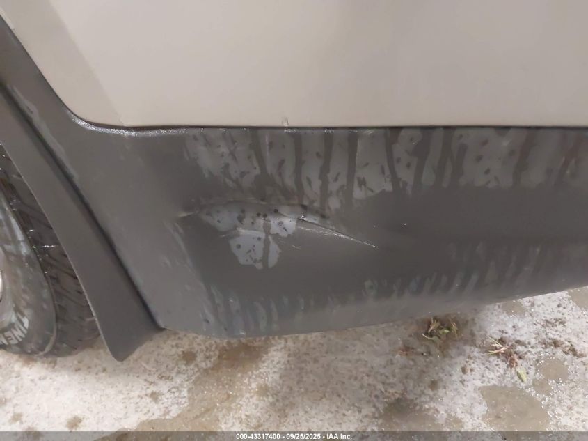 2014 Hyundai Santa Fe Sport 2.4L VIN: 5XYZT3LBXEG149305 Lot: 43317400