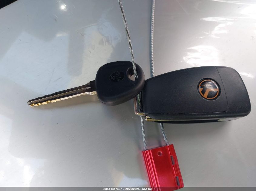 2011 Kia Soul + VIN: KNDJT2A20B7298356 Lot: 43317407