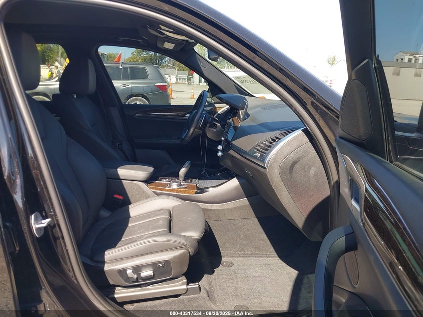 2019 BMW X3 XDRIVE30I - 5UXTR9C55KLD91678