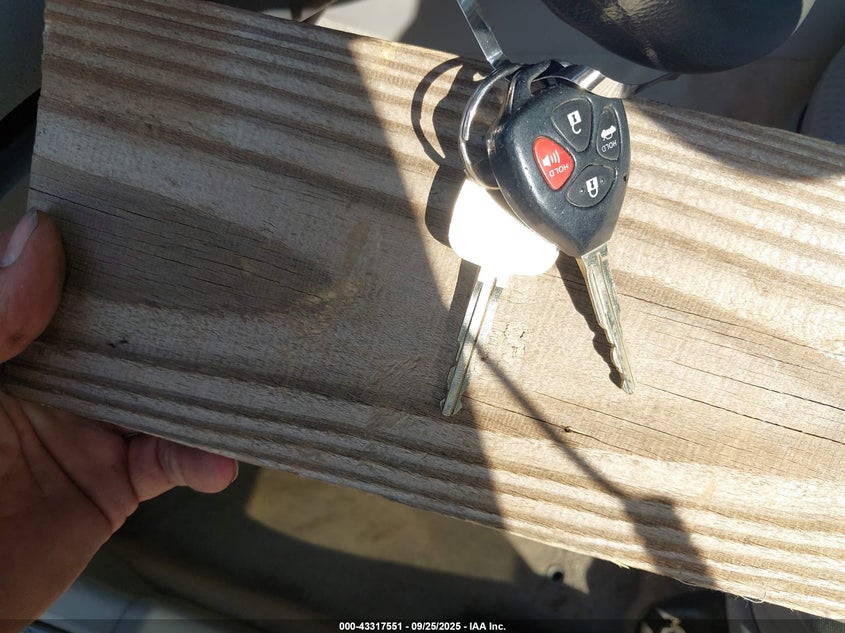 2011 Toyota Camry Le VIN: 4T1BF3EK1BU124188 Lot: 43317551