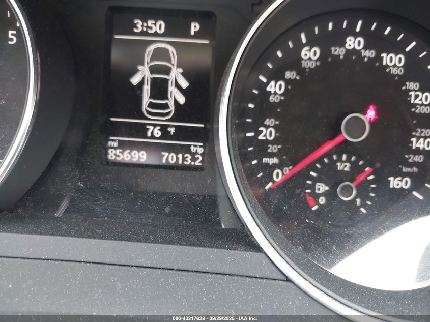 2017 VOLKSWAGEN JETTA 1.4T SE - 3VWDB7AJXHM363696