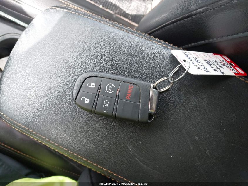 2018 Jeep Compass Limited 4X4 VIN: 3C4NJDCB7JT266398 Lot: 43317679