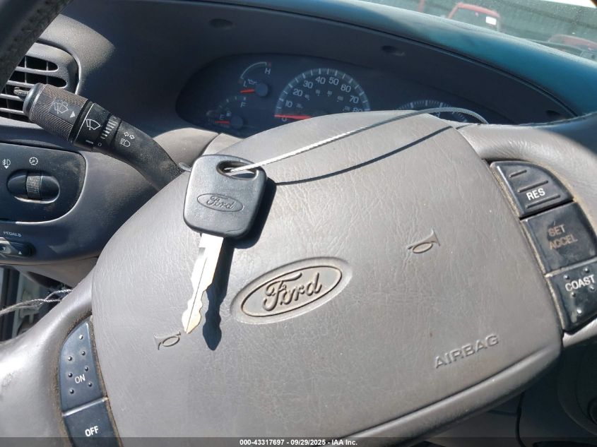 2002 Ford F-150 Lariat/Xlt VIN: 1FTRW08L32KB50745 Lot: 43317697