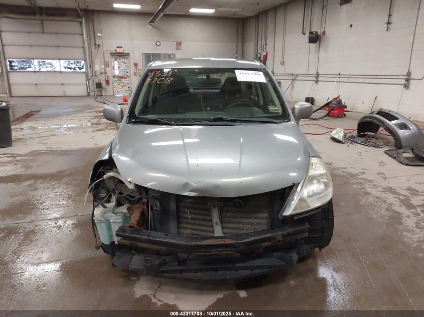 2008 Nissan Versa 1.8S VIN: 3N1BC11E08L452211 Lot: 43317708