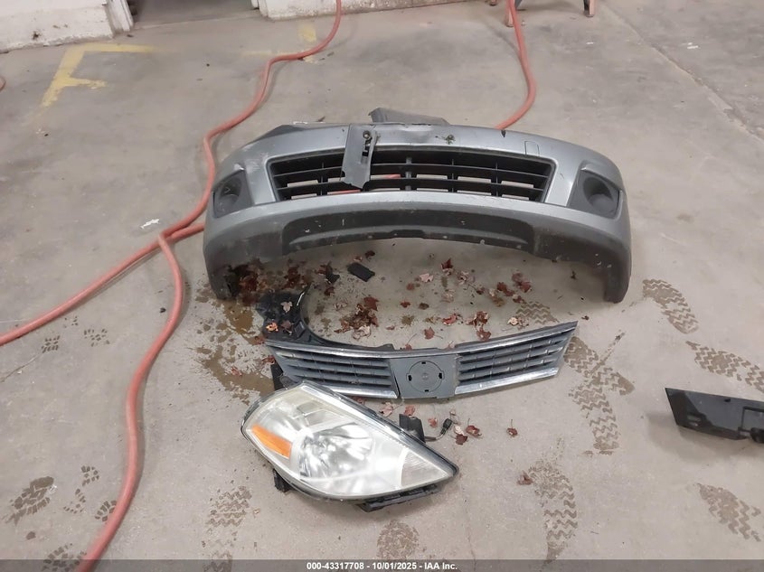 2008 Nissan Versa 1.8S VIN: 3N1BC11E08L452211 Lot: 43317708