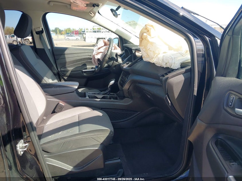 2019 FORD ESCAPE SE - 1FMCU0GD8KUA33474