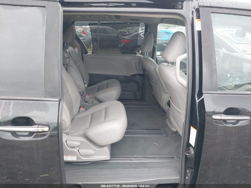 2019 Toyota Sienna Xle 8 Passenger VIN: 5TDYZ3DC6KS987377 Lot: 43317749