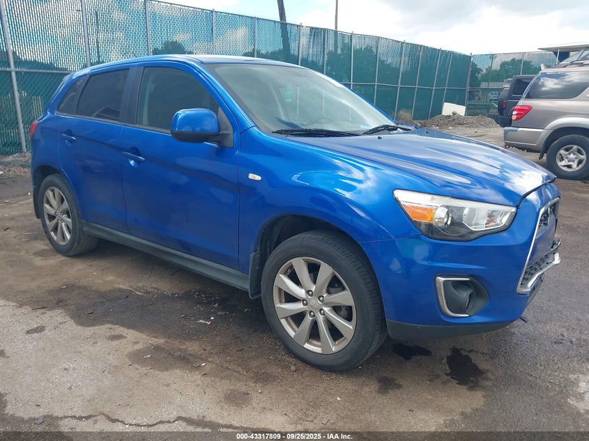 MITSUBISHI OUTLANDER SPORT ES