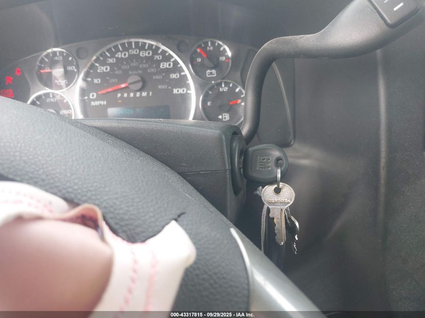 2019 Chevrolet Express 2500 Work Van VIN: 1GCWGAFG2K1328260 Lot: 43317815