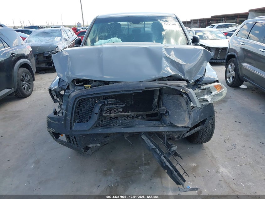 2015 RAM 1500 SLT - 1C6RR6GG8FS512094