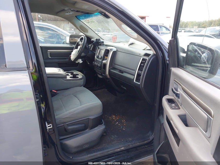 2015 RAM 1500 SLT - 1C6RR6GG8FS512094