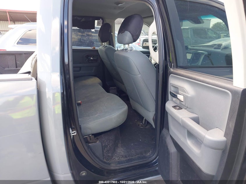 2015 RAM 1500 SLT - 1C6RR6GG8FS512094