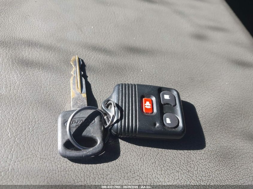 2005 Ford F-250 Xl/Xlt VIN: 1FTSF21P75ED33174 Lot: 43317965