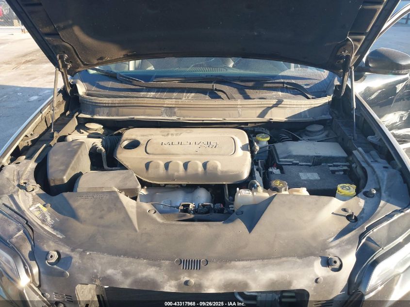 2020 Jeep Cherokee Altitude 4X4 VIN: 1C4PJMLB2LD584348 Lot: 43317968