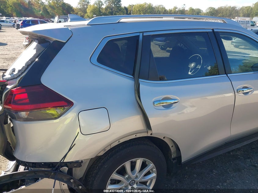 2020 Nissan Rogue Sv Intelligent Awd VIN: JN8AT2MV1LW140447 Lot: 43318009