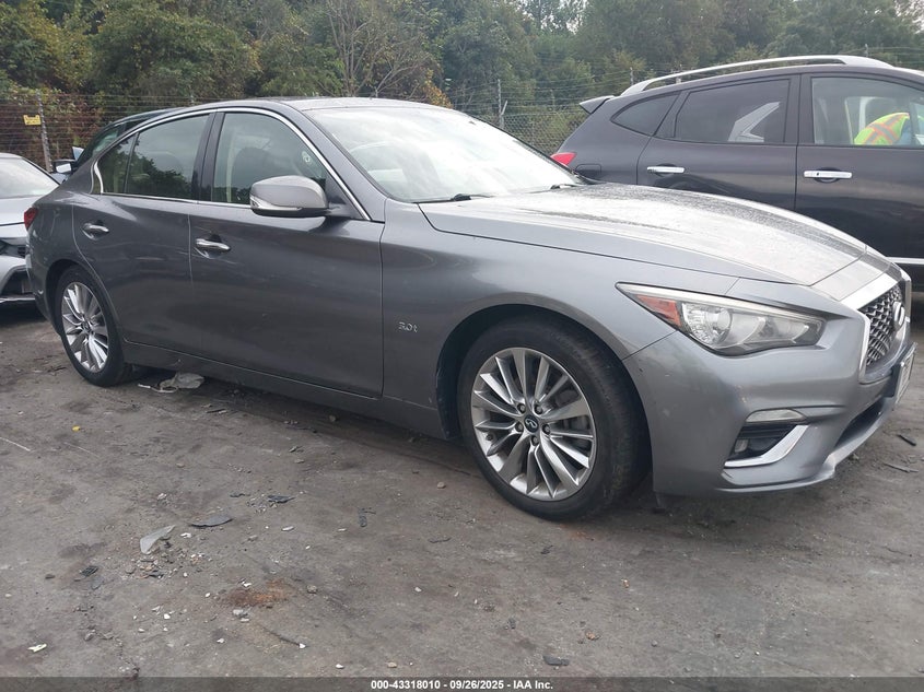 INFINITI Q50 3.0T LUXE