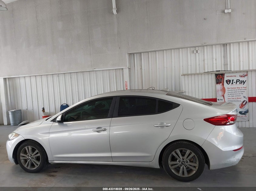 2018 HYUNDAI ELANTRA SEL 5NPD84LF0JH253728