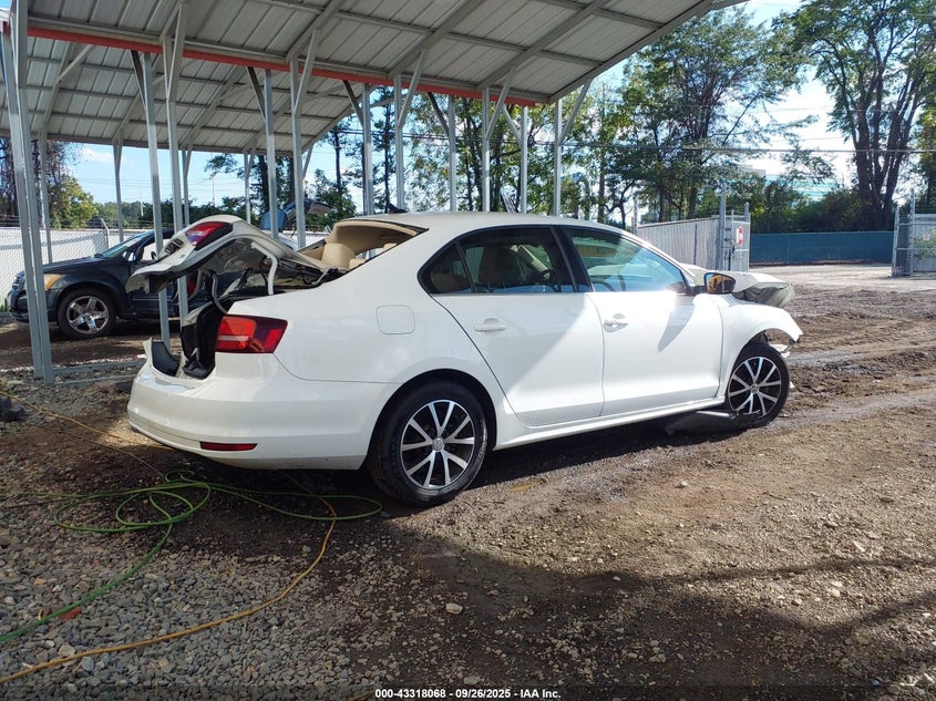 2018 VOLKSWAGEN JETTA 1.4T SE/1.4T WOLFSBURG EDITION 3VWDB7AJXJM240793