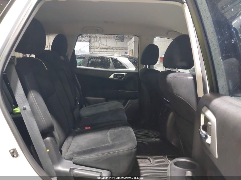 2014 Nissan Pathfinder S VIN: 5N1AR2MM0EC631755 Lot: 43318101