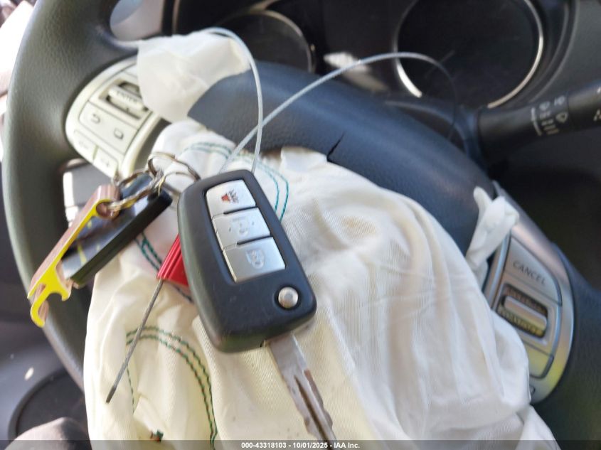 2015 Nissan Rogue S VIN: KNMAT2MV6FP530289 Lot: 43318103