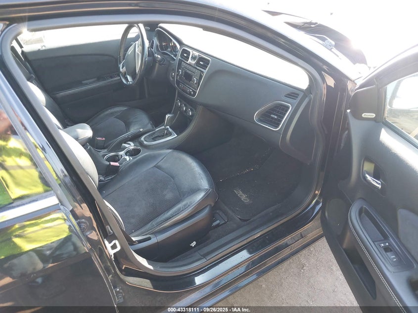 2014 CHRYSLER 200 LIMITED - 1C3CCBCG3EN104800