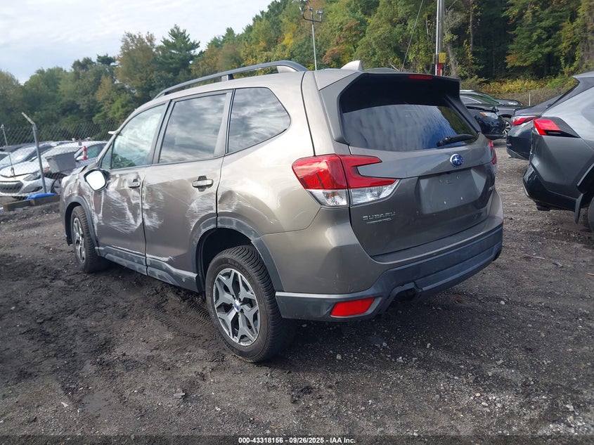 2019 SUBARU FORESTER PREMIUM - JF2SKAEC4KH476947