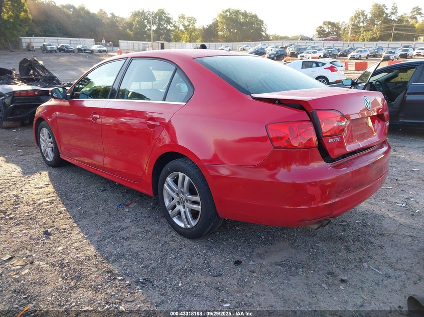 2013 VOLKSWAGEN JETTA 2.5L SE - 3VWDP7AJXDM391798
