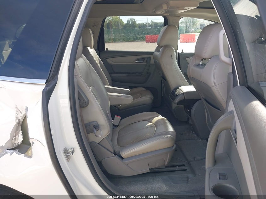 2015 CHEVROLET TRAVERSE 2LT - 1GNKVHKD1FJ284628