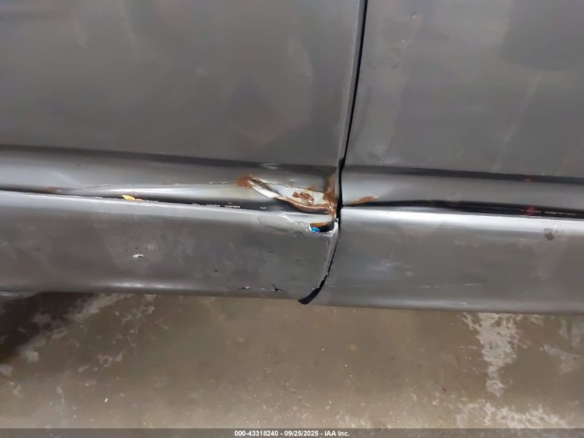 2003 Toyota 4Runner Sr5 V8 VIN: JTEBT14R038002766 Lot: 43318240