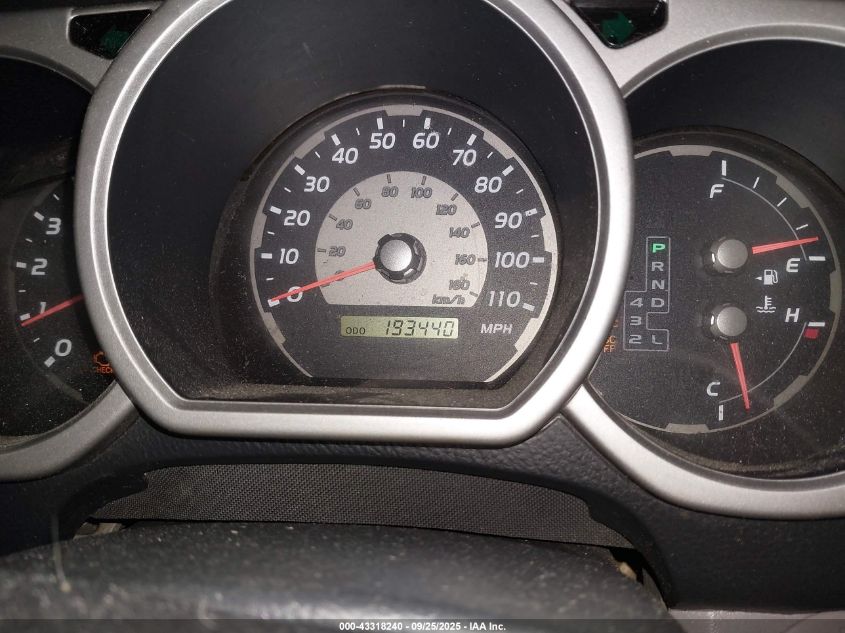 2003 Toyota 4Runner Sr5 V8 VIN: JTEBT14R038002766 Lot: 43318240